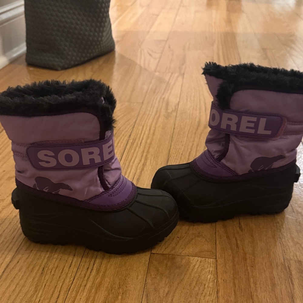 Sorel Kids' Purple and Black Snow Boots